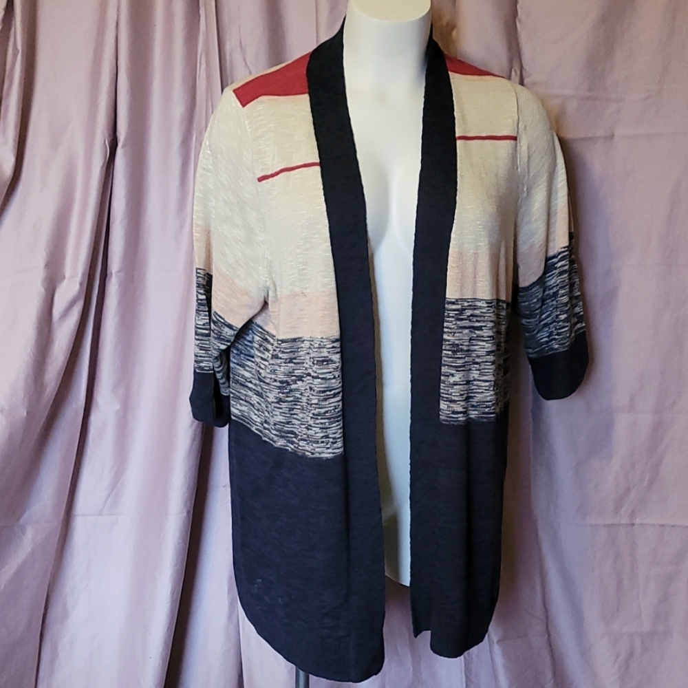 Torrid size 4 Cardigan red, navy, beige, pink. Slub yarn.